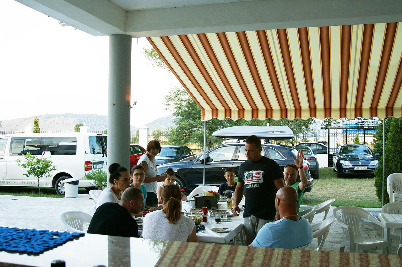 Hotel Aquarius Velipoje Exterior photo