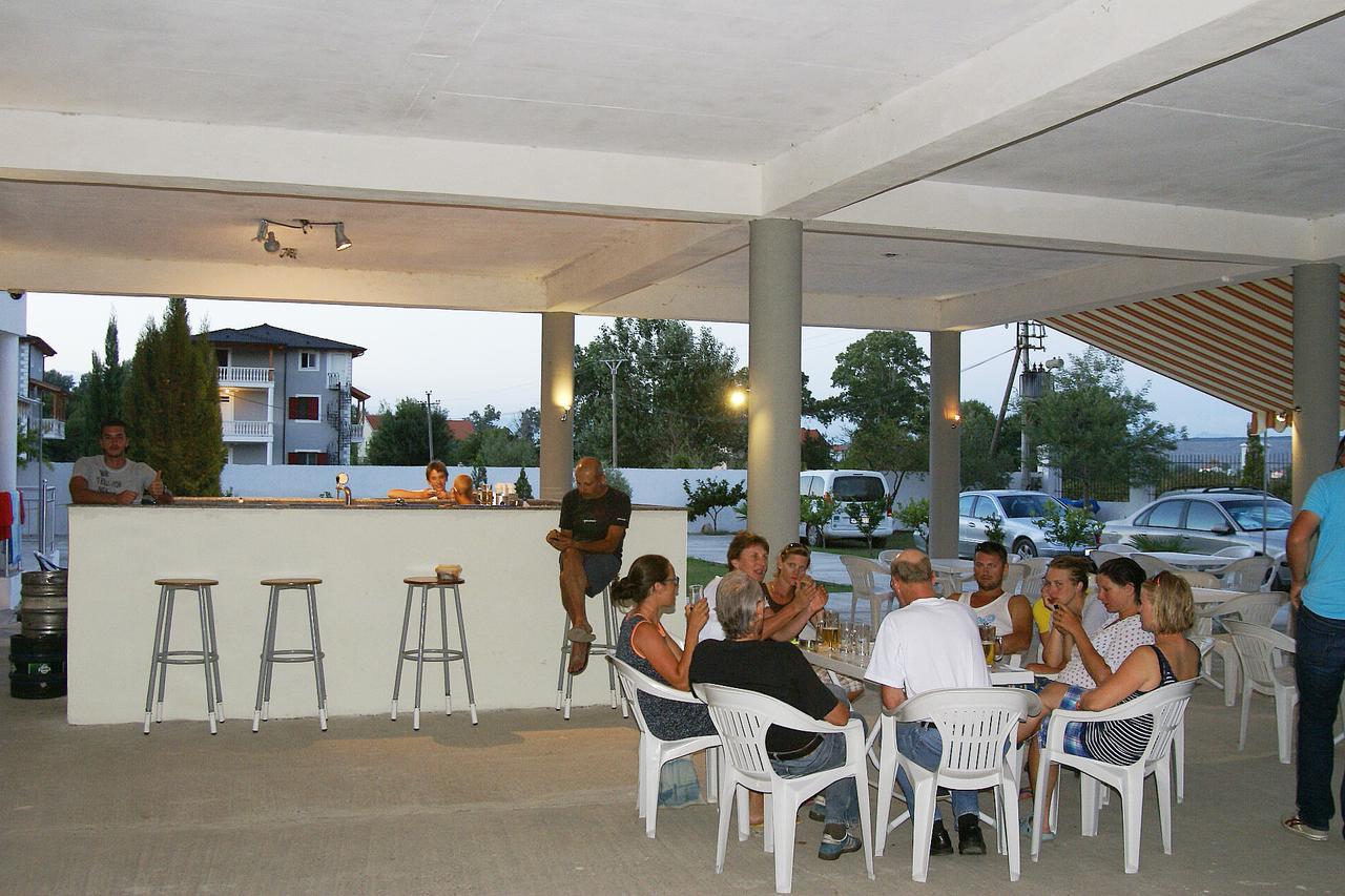 Hotel Aquarius Velipoje Exterior photo