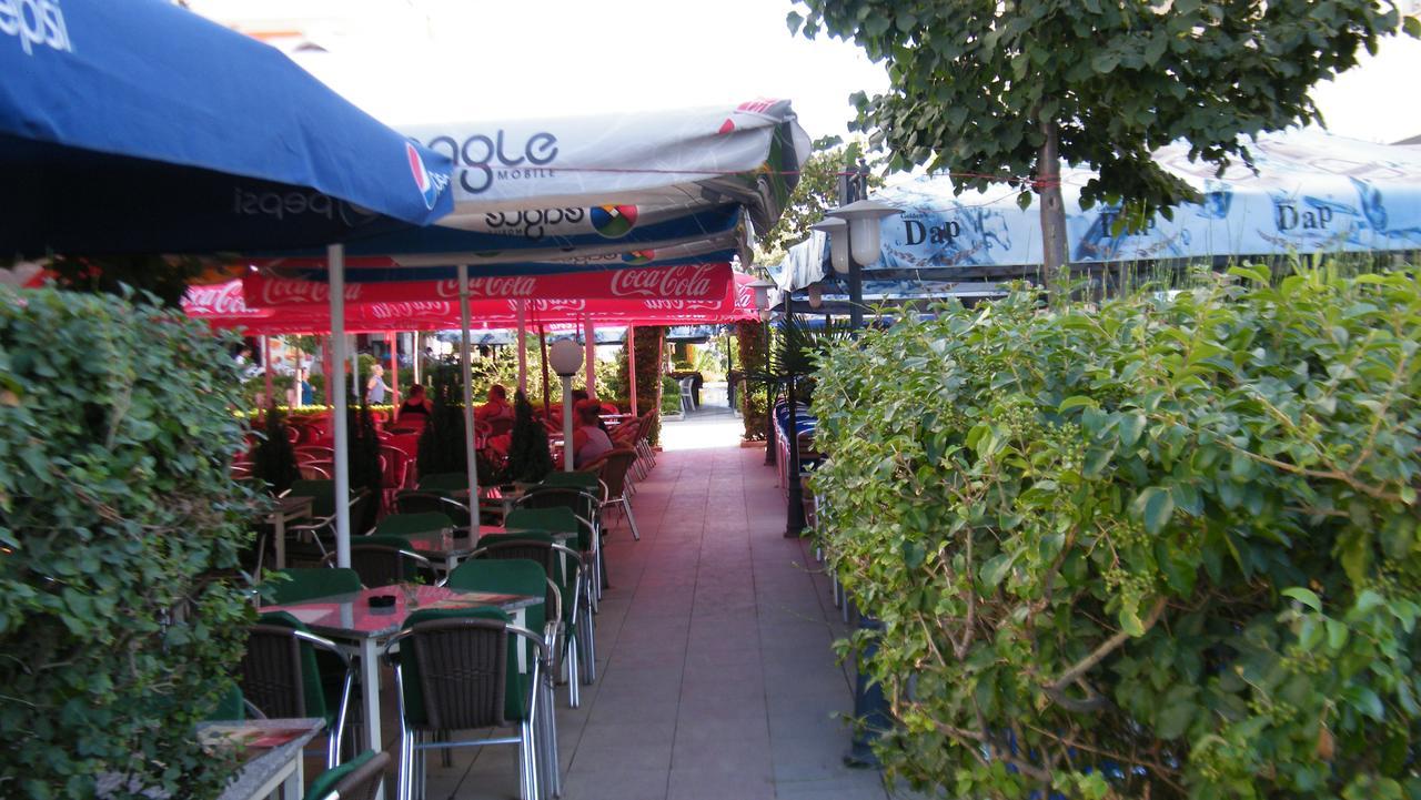 Hotel Aquarius Velipoje Exterior photo